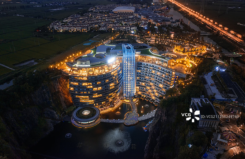 上海佘山世茂深坑洲际酒店图片素材