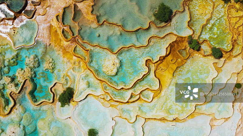 四川黄龙五彩池自然风光图片素材