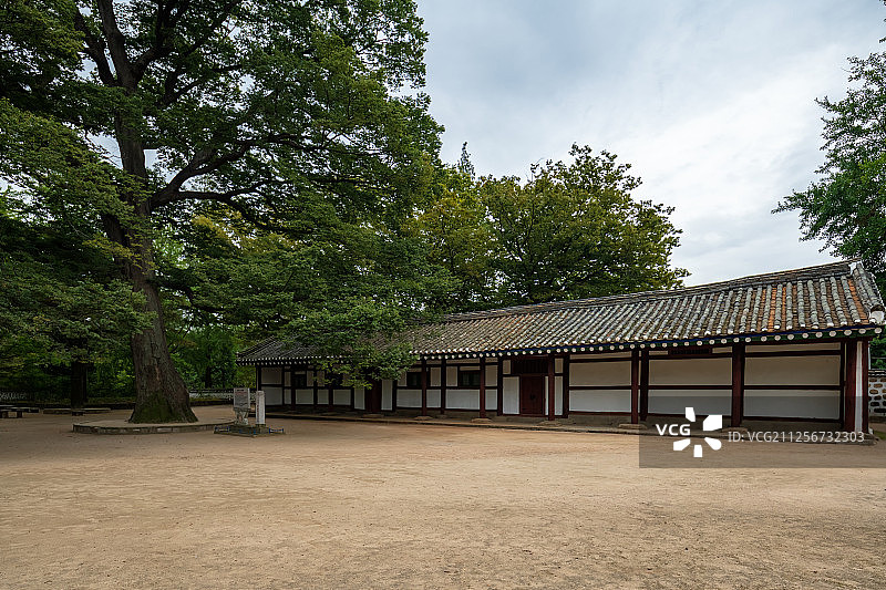 朝鲜开城成均馆图片素材