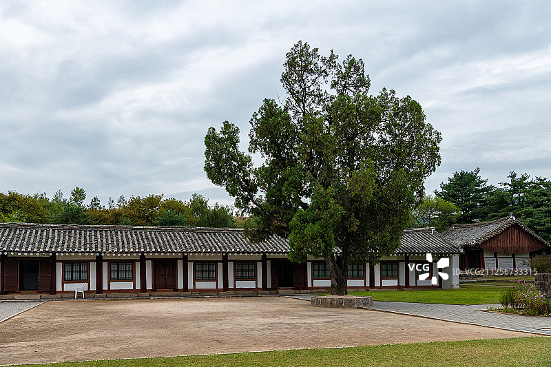 朝鲜开城成均馆图片素材