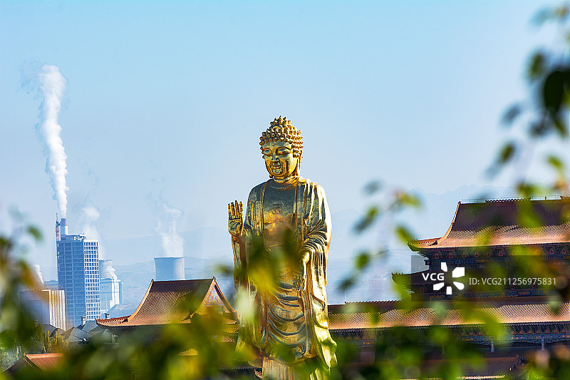 红光山西域大佛远景图片素材