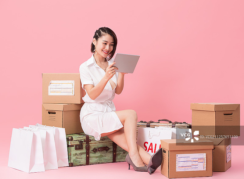 青年女销售图片素材
