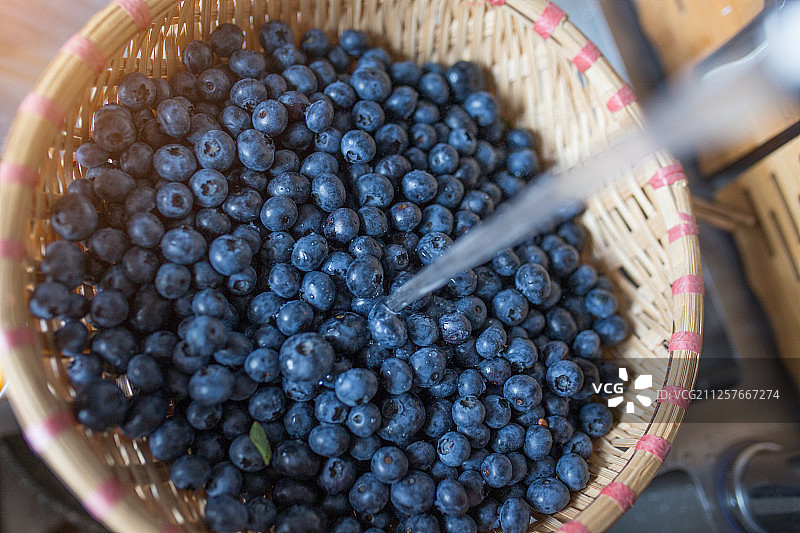 洗蓝梅图片素材