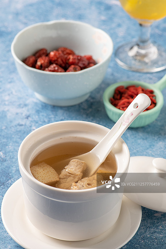 雪梨猪肺汤图片素材