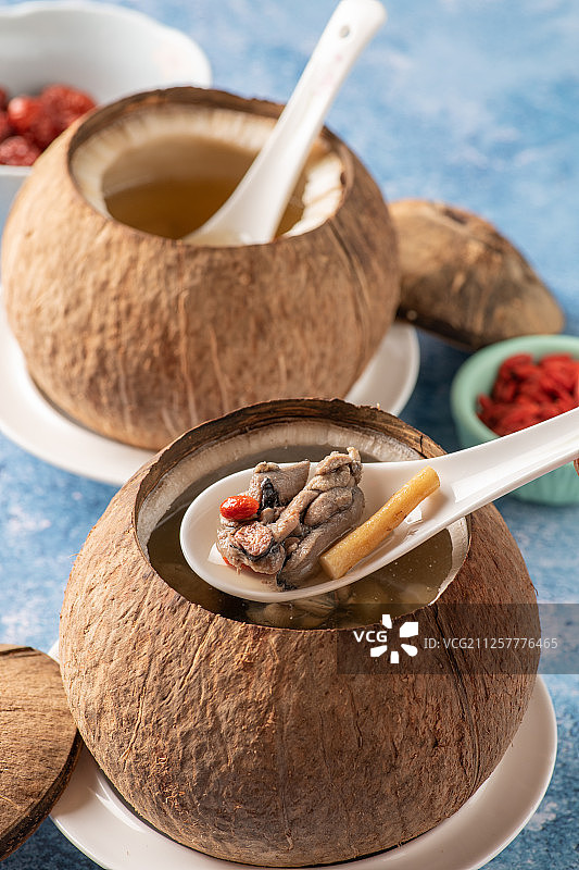 椰子乌鸡汤图片素材