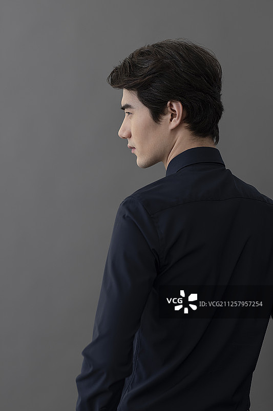 商务男士肖像图片素材