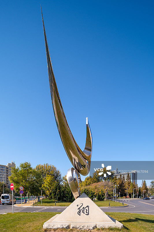 翔雕塑图片素材