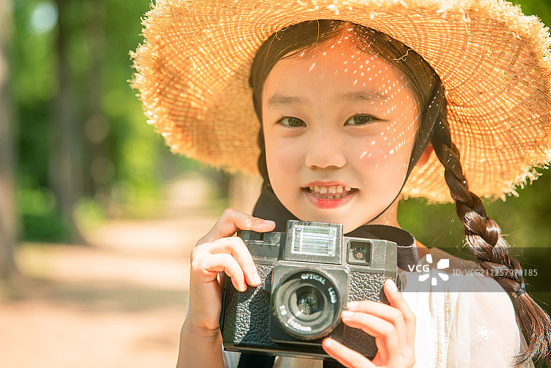 儿童、幼儿园、暑假、小学生、旅行、水杉、摄影、拍摄、快乐图片素材