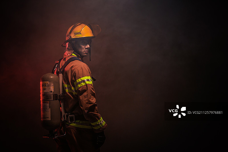消防英雄：火灾、事故与火焰图片素材