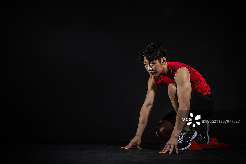 田径运动员，运动员，起跑线，起跑，起点，准备图片素材