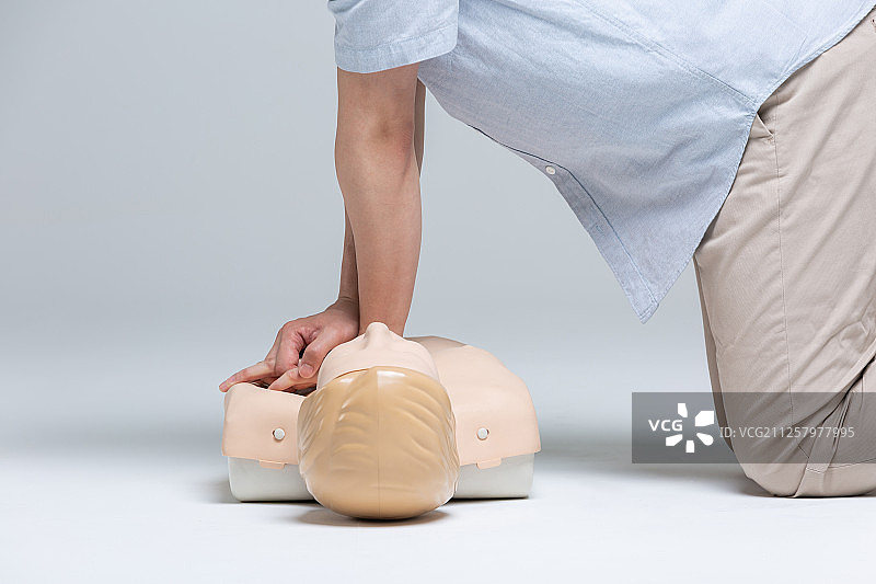 培训、救援、安全教育、急救、心肺复苏、CPR模型、心脏病发作图片素材