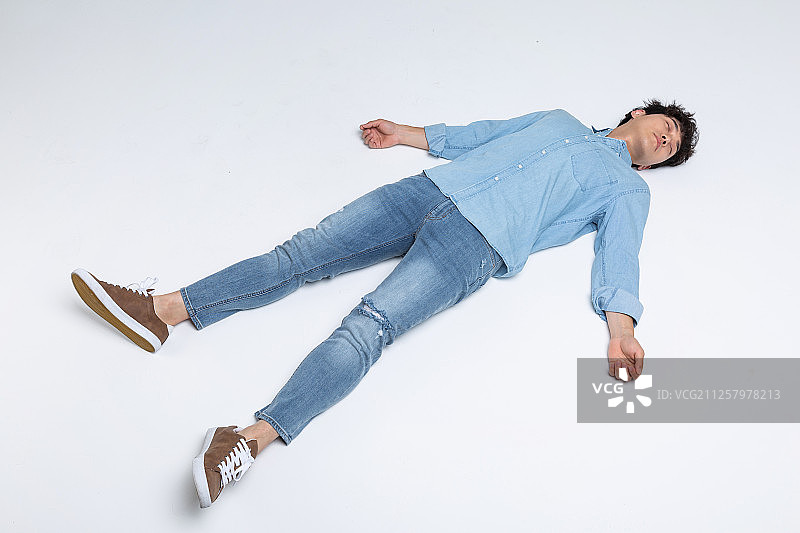 事故、死亡、躺卧、病人、急诊病人图片素材