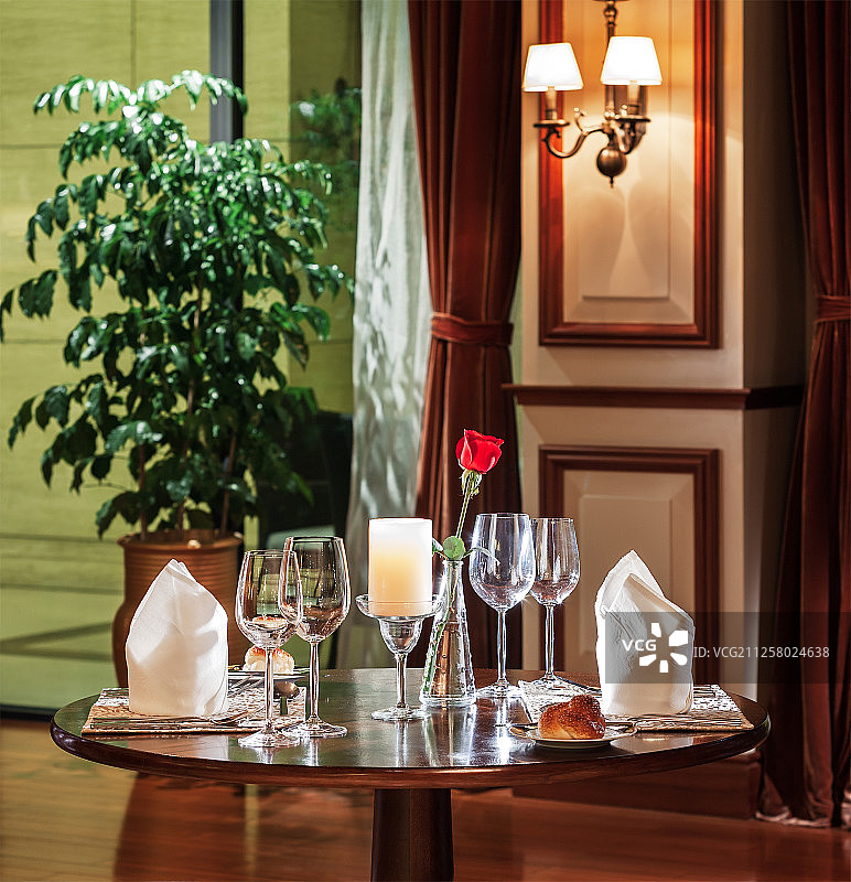 西餐厅的摆台特写图片素材