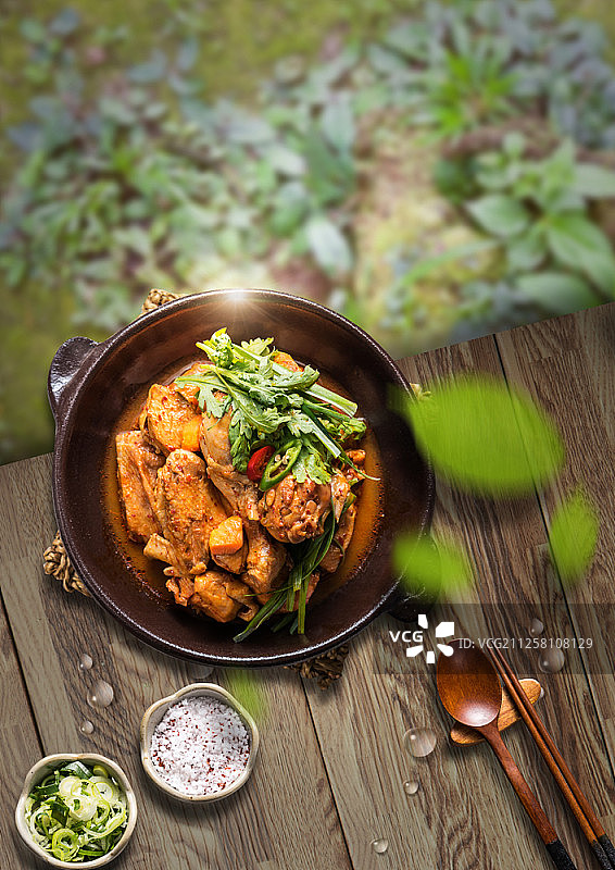 盘中食物的俯视图图片素材