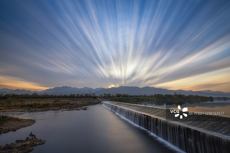 松阴溪垂钓图片素材