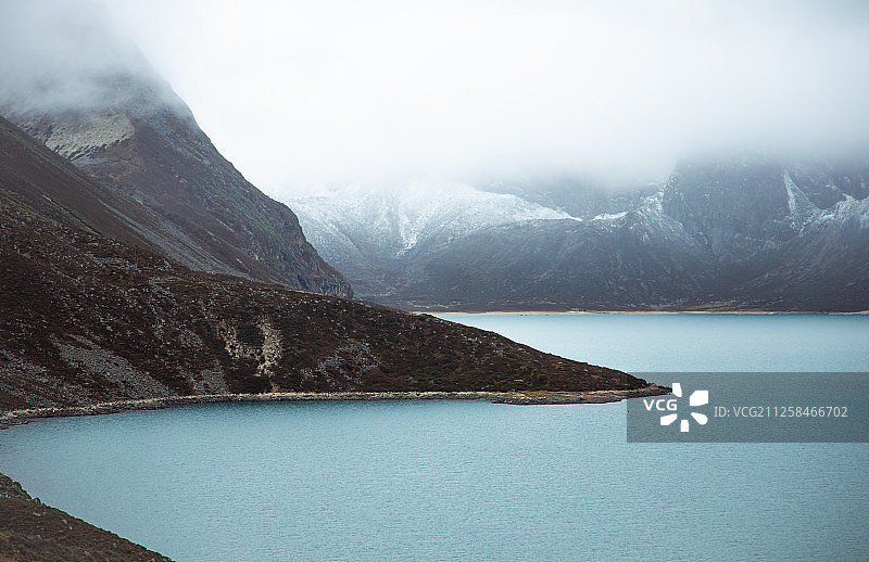 西藏自治区山南洛扎县库拉冈日雪山图片素材