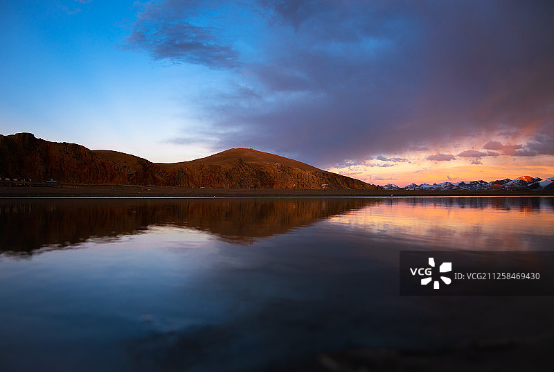 西藏自治区那曲纳木错扎西半岛风光图片素材