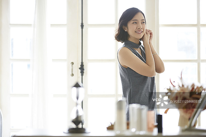 女装打扮图片素材