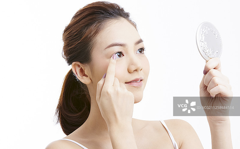 亚洲女性联系方式图片素材