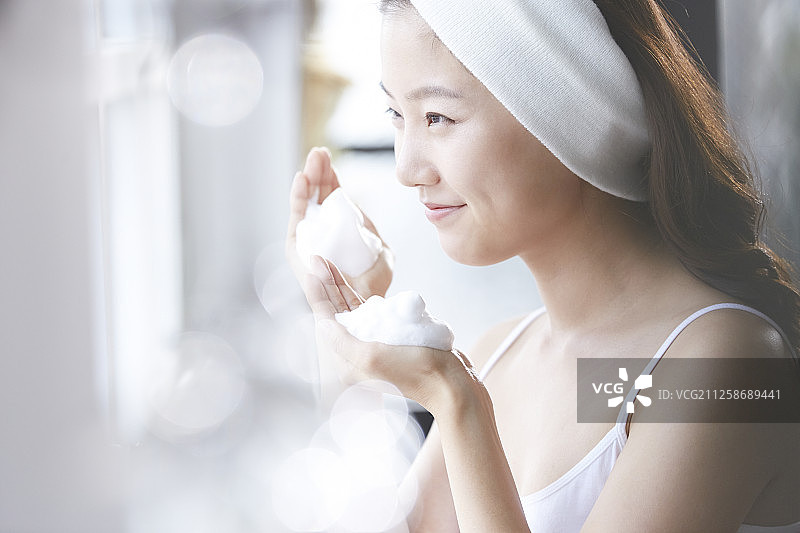 女性护肤化妆品图片素材