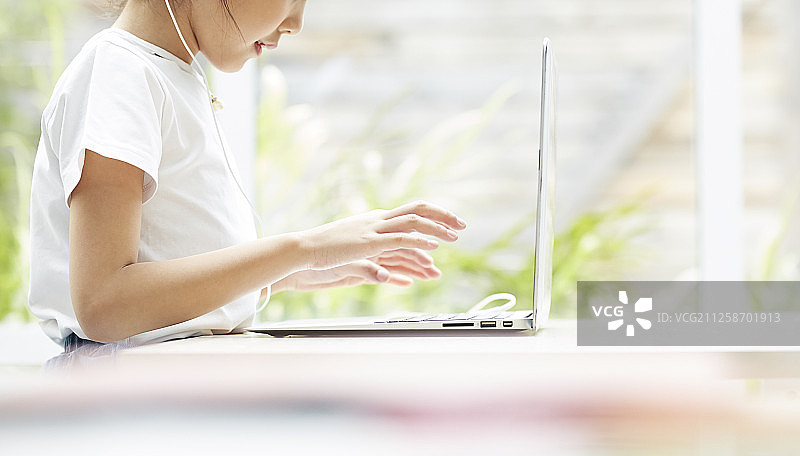 女童生活方式图片素材