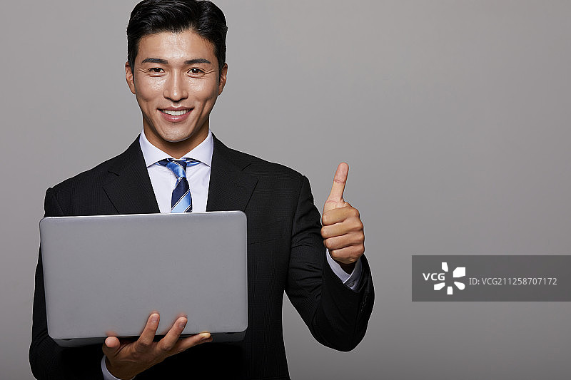 商人彩色背景标志图片素材