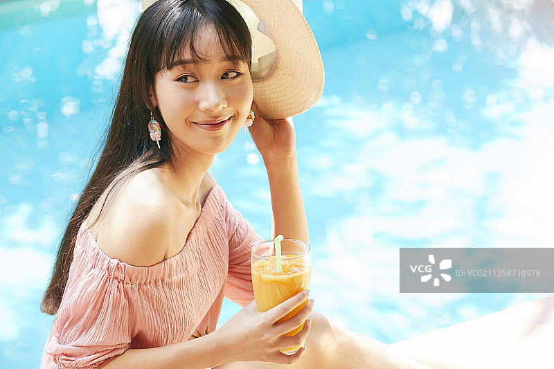 女性度假旅行图片素材