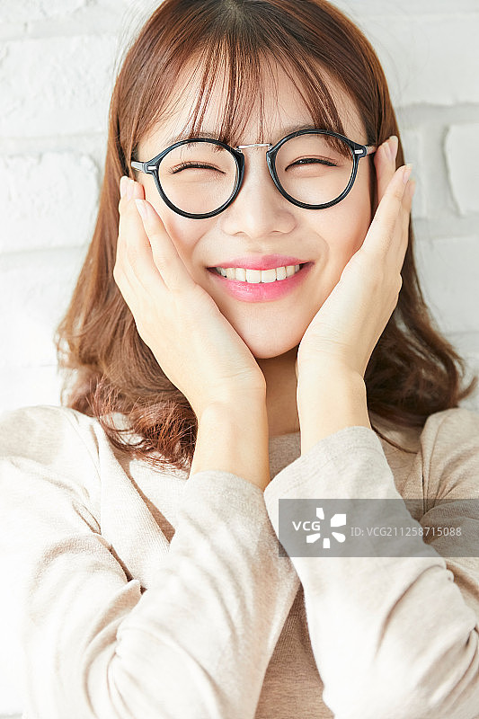 女性生活方式放松时刻图片素材