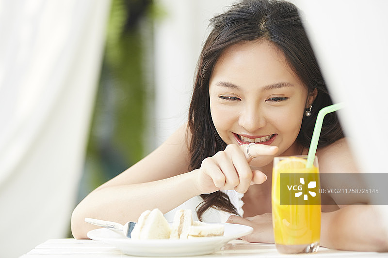 女性度假村图片素材