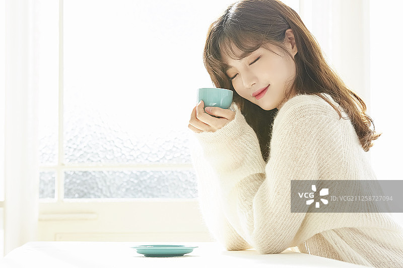 女性生活方式茶歇时间图片素材