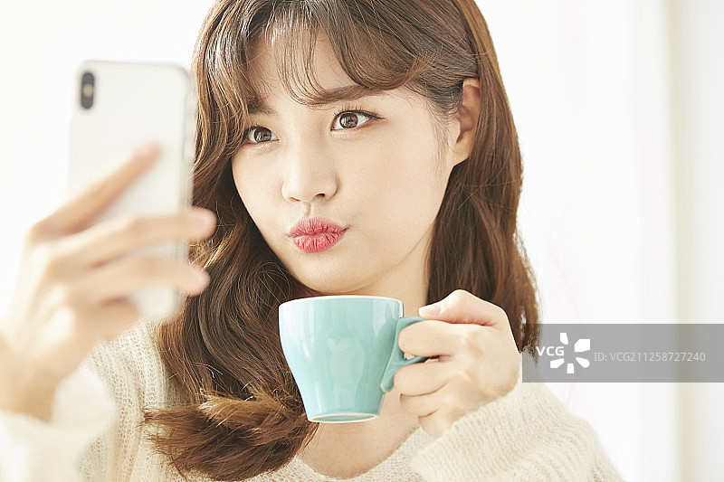 女性生活方式茶歇时间图片素材