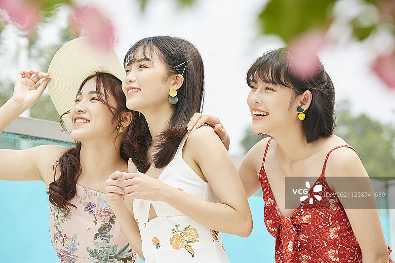 女性女性旅程度假村图片素材