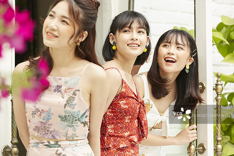 女性女性旅程度假村图片素材