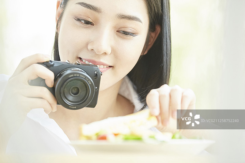 烹饪摄影的女人图片素材