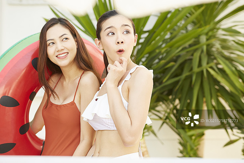 女性女性旅程度假村图片素材