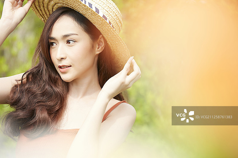 女性女性旅程度假村图片素材