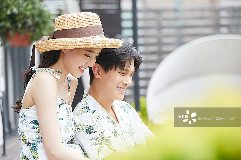 情侣旅行图片素材