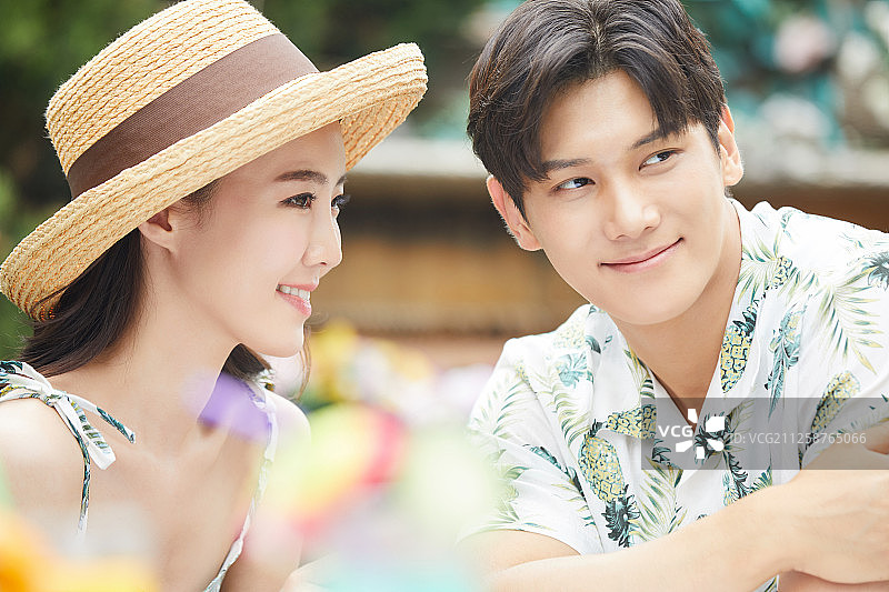 夫妻旅行餐厅图片素材