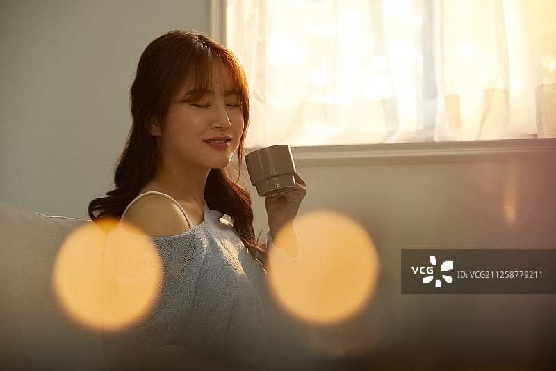 妇女生活方式日落图片素材