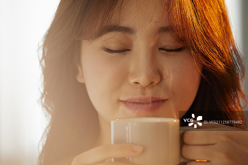 妇女生活方式日落图片素材