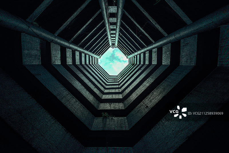 重庆老旧筒子楼建于上世纪90年代图片素材