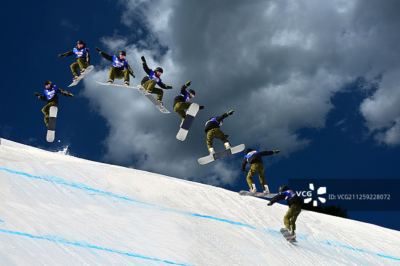 滑雪合成图图片素材