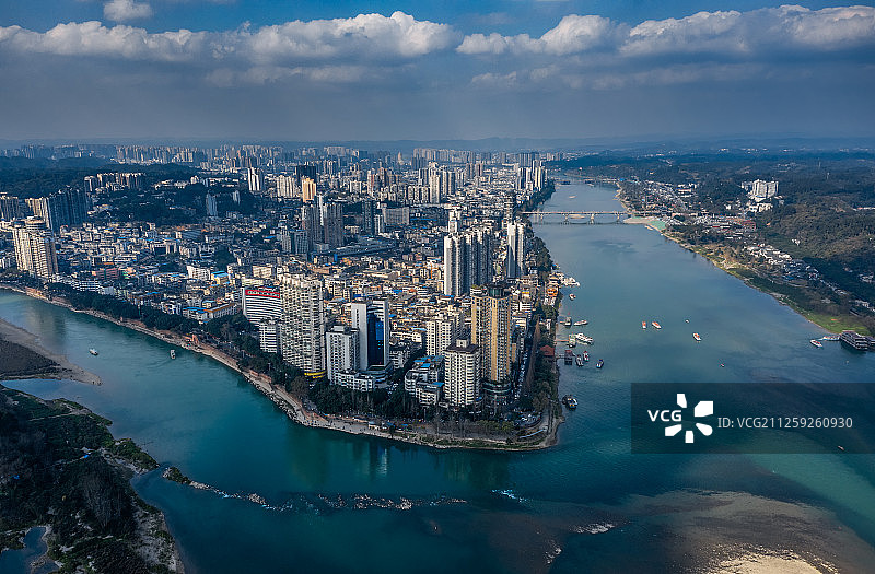 乐山大佛 三江汇合岷江 青衣江 大渡河图片素材