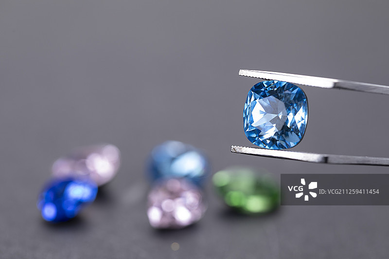 闪亮的蓝钻图片素材