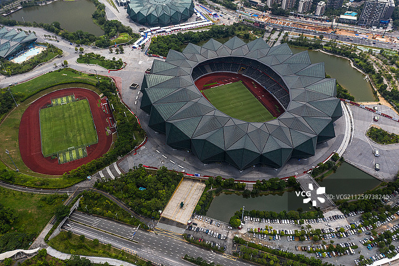 航拍深圳大运中心图片素材