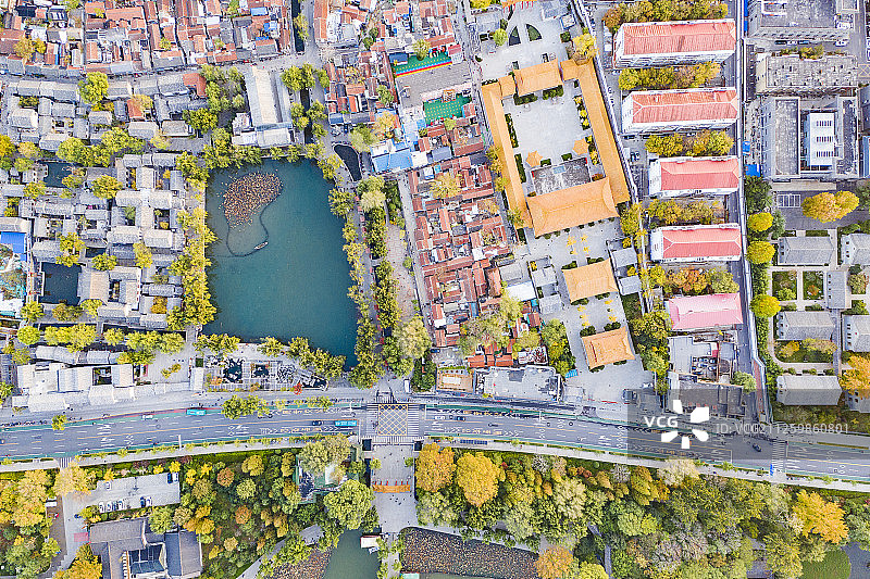 航拍济南老城区百花洲与文庙、芙蓉街图片素材