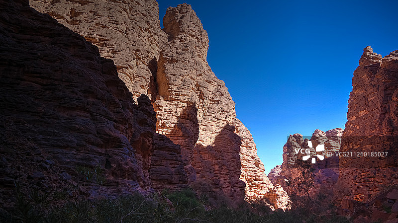 塔西利阿杰尔国家公园埃森迪莱内的奇异岩层图片素材