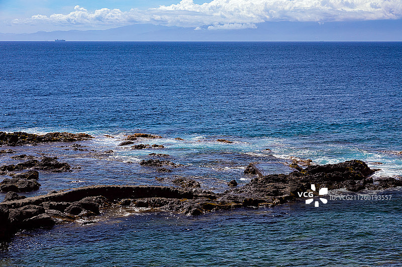 日本伊豆大岛国王海滩海洋景观（大野滨）图片素材