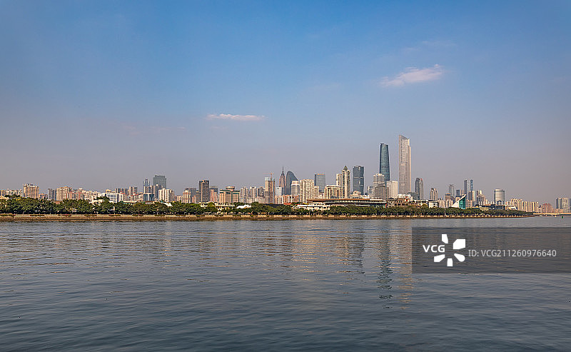 广州城市中心旅游景点高楼建筑天际线蓝天白云景区图片素材