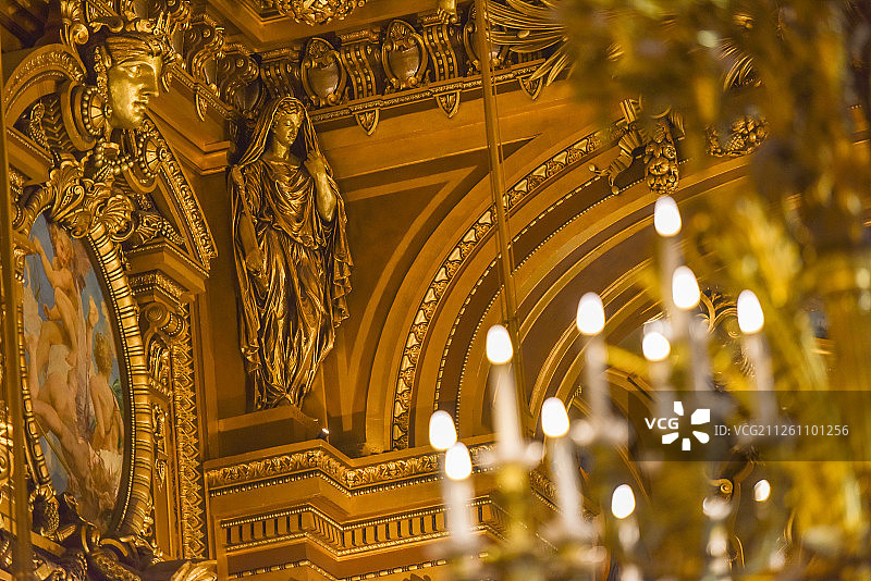 巴黎歌剧院内部的雕塑与装饰图片素材